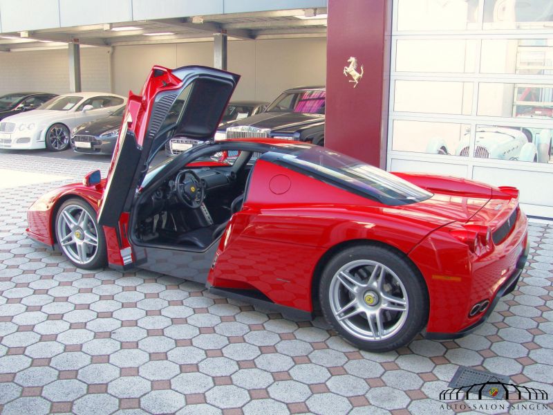 Ferrari Enzo Vermelha - Quebra-Cabeça - Geniol