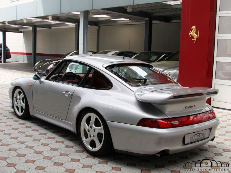 Porsche 993 Turbo S Coupé - Auto Salon Singen