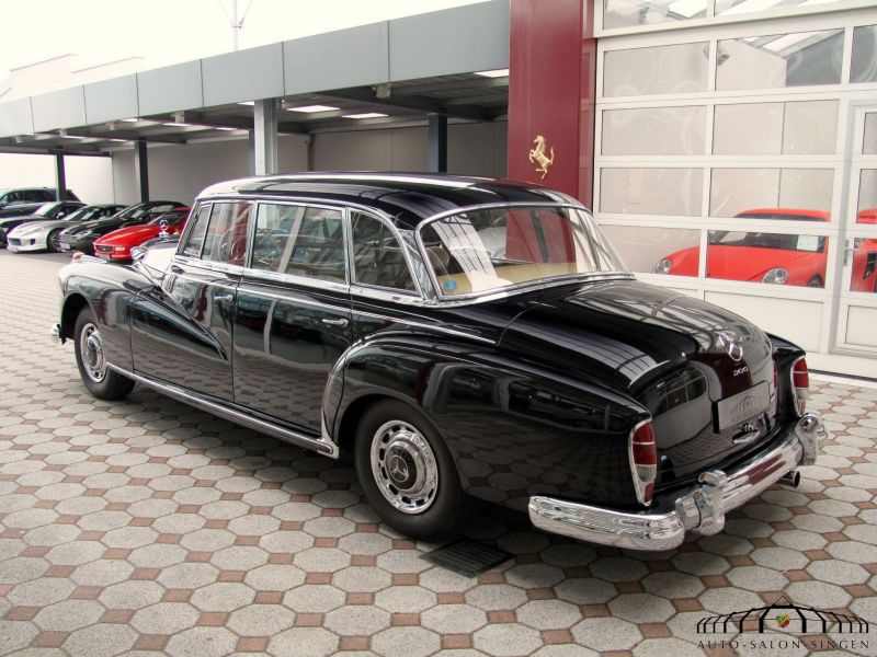 Mercedes-Benz 300 Adenauer