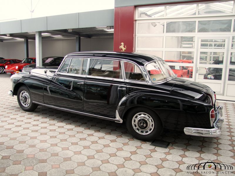 Mercedes-Benz 300 Adenauer