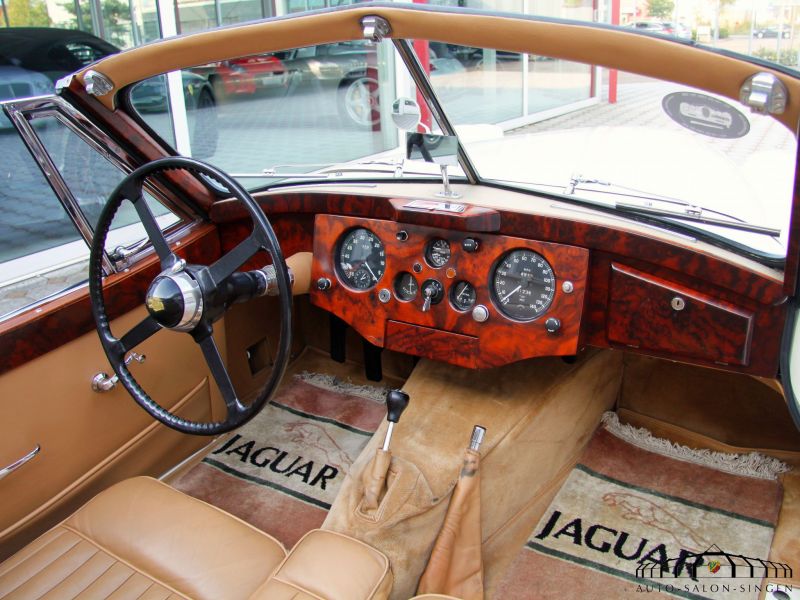 Jaguar XK 120 DHC