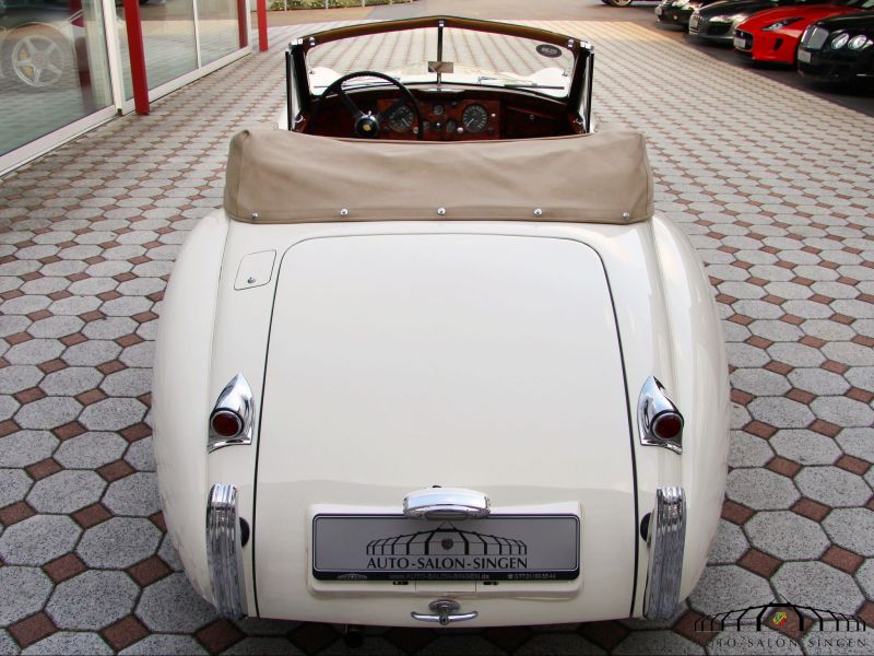 Jaguar XK 120 DHC