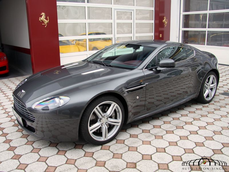 Aston Martin V8 Vantage Coupe 