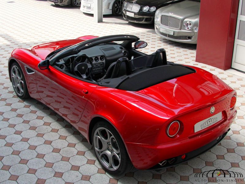 Alfa Romeo 8C Spider