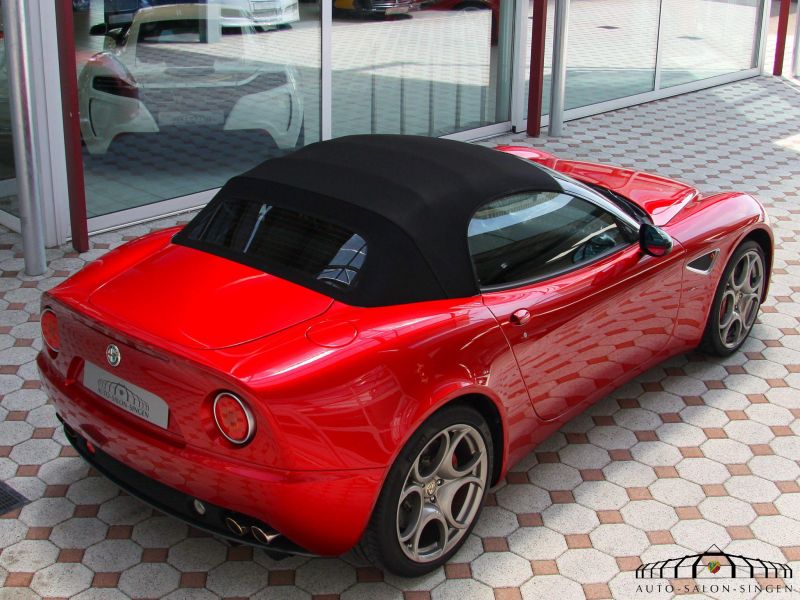 Alfa Romeo 8C Spider