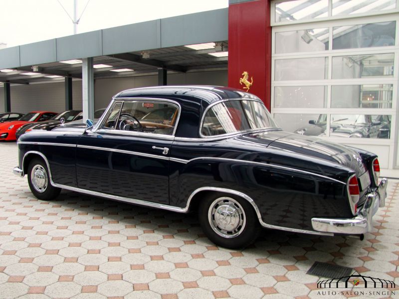 Mercedes-Benz 220 SE Ponton Coupe