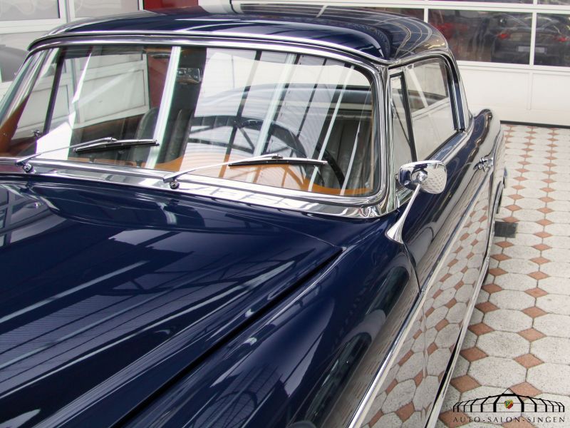 Mercedes-Benz 220 SE Ponton Coupe