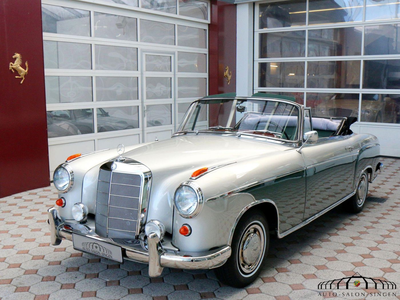 Mercedes Benz 220s 1956