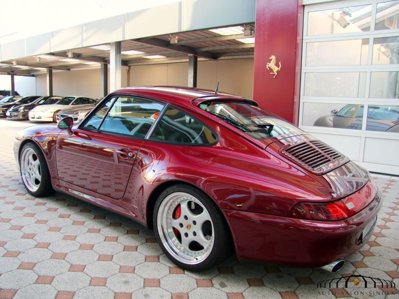 Porsche 993 Carrera 4S