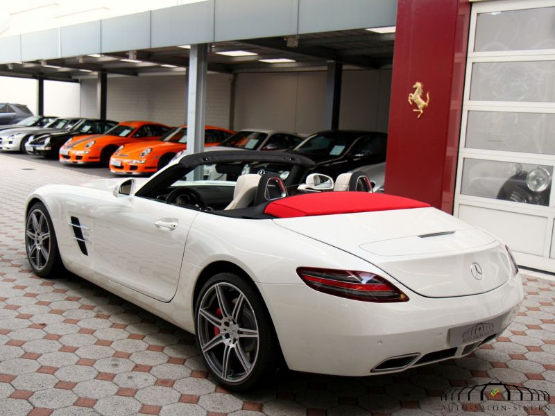 Mercedes-Benz SLS AMG Roadster