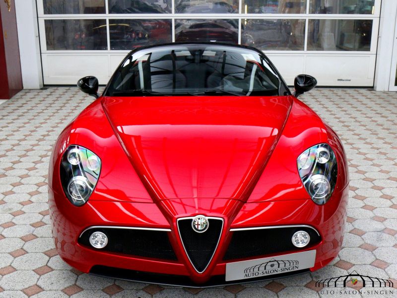 Alfa Romeo 8C Spider