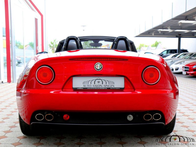 Alfa Romeo 8C Spider