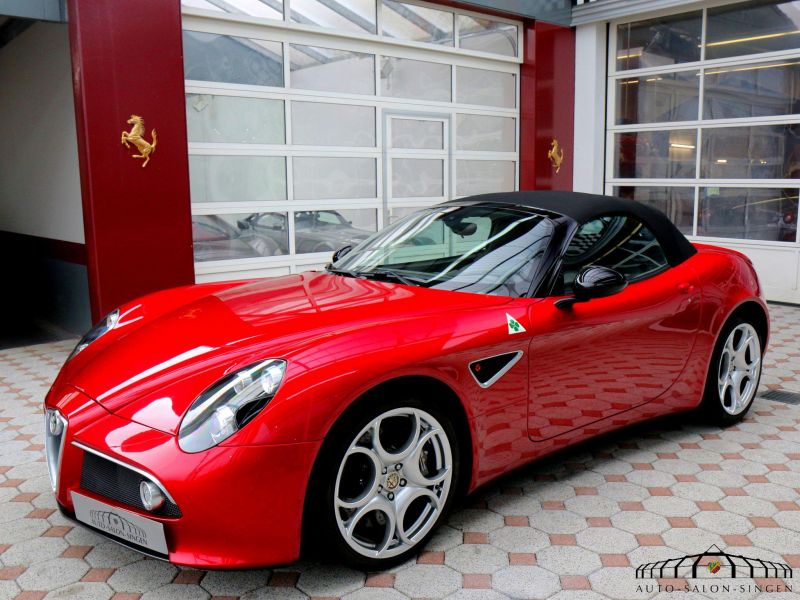 Alfa Romeo 8C Spider