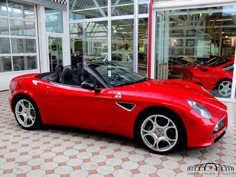 Alfa Romeo 8C Spider