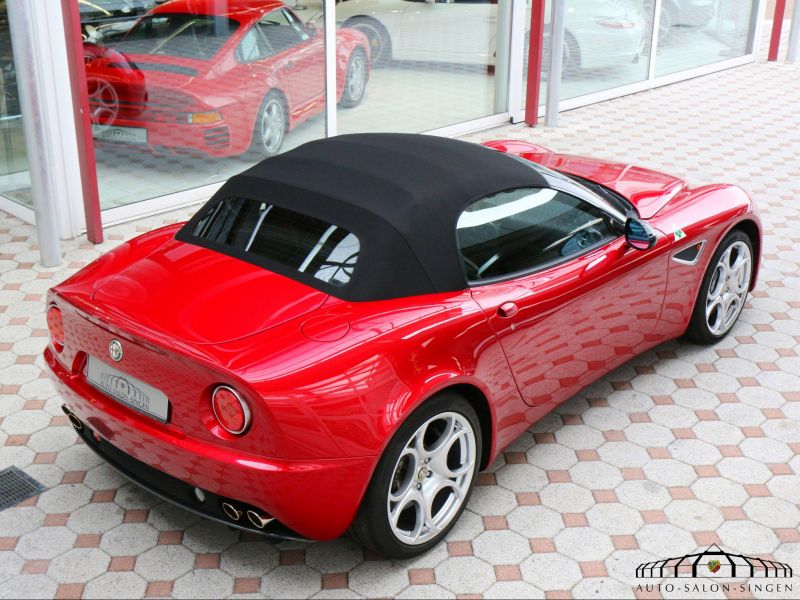 Alfa Romeo 8C Spider