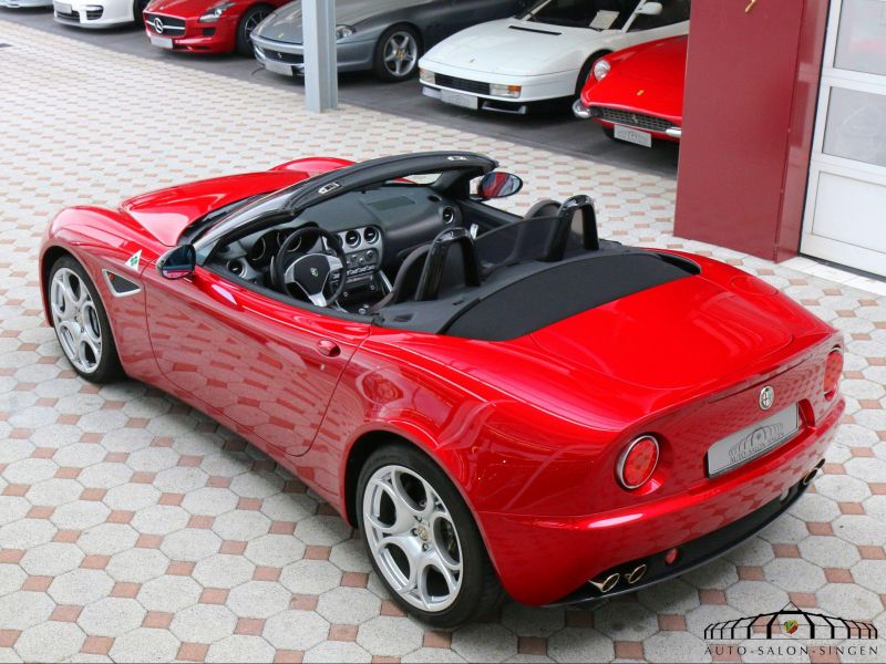 Alfa Romeo 8C Spider