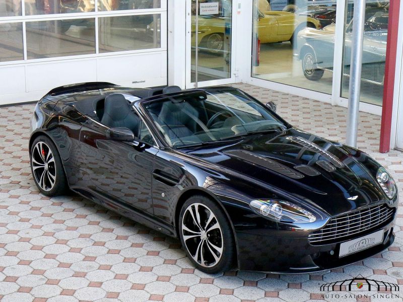 Aston Martin V12 Vantage Roadster  