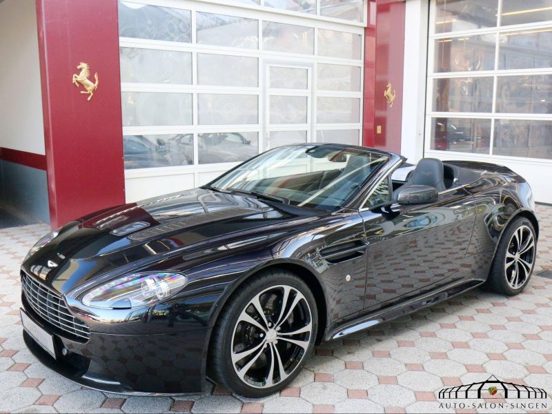 Aston Martin V12 Vantage Roadster  