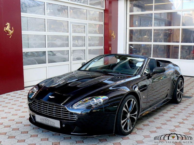 Aston Martin V12 Vantage Roadster  