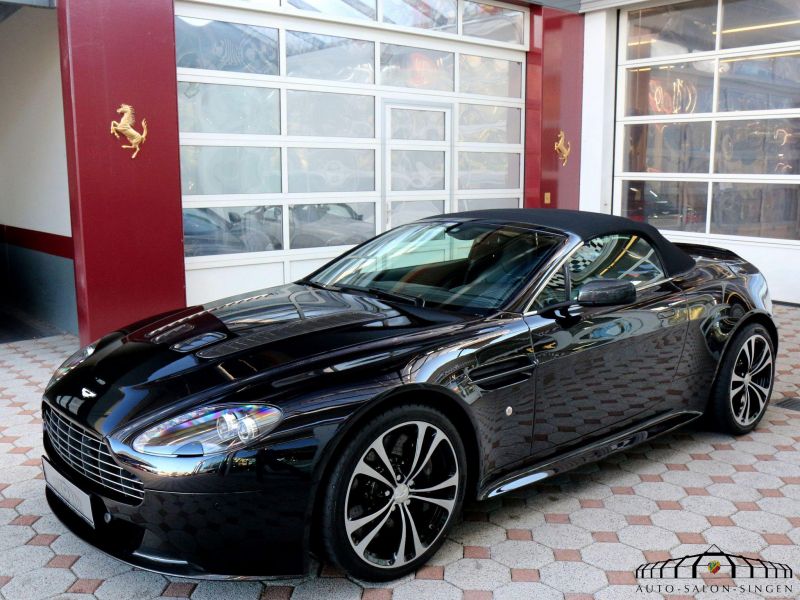 Aston Martin V12 Vantage Roadster  