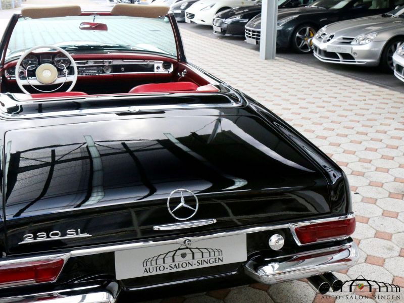 Mercedes-Benz 230 SL Pagode  