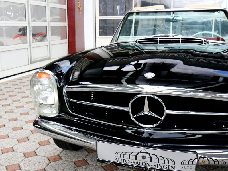 Mercedes-Benz 230 SL Pagode  