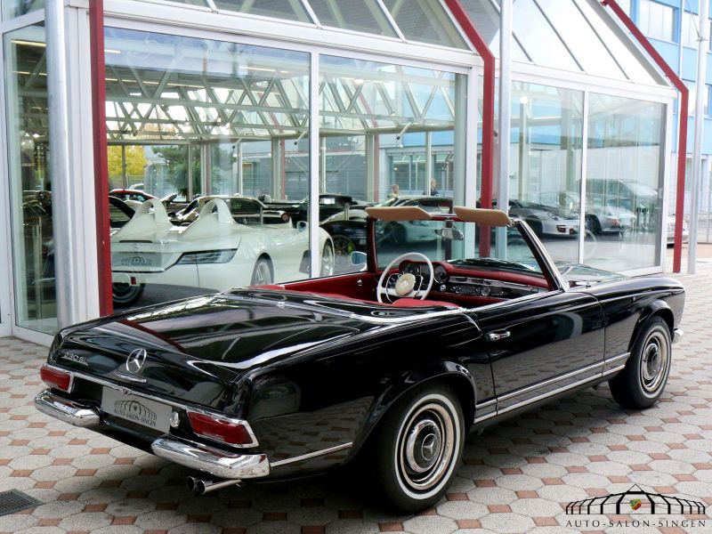 Mercedes-Benz 230 SL Pagode  