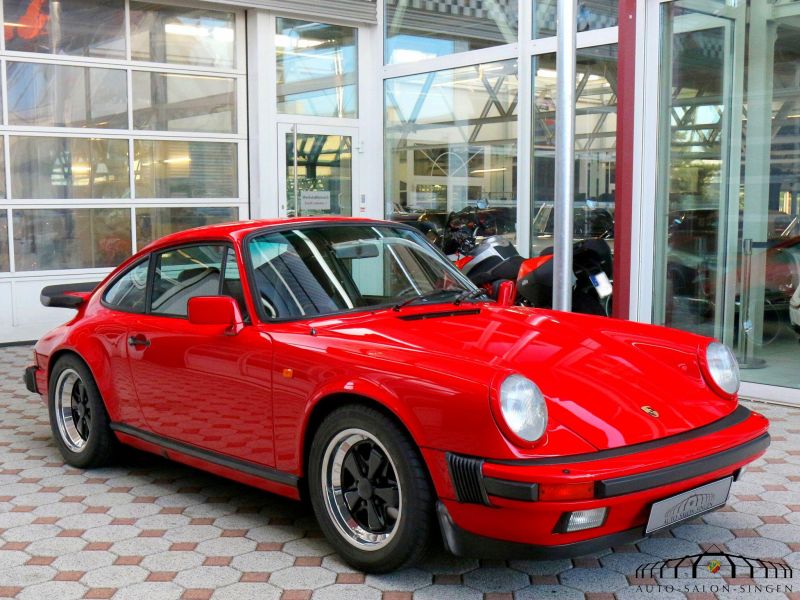 Porsche 911 Carrera 3.2