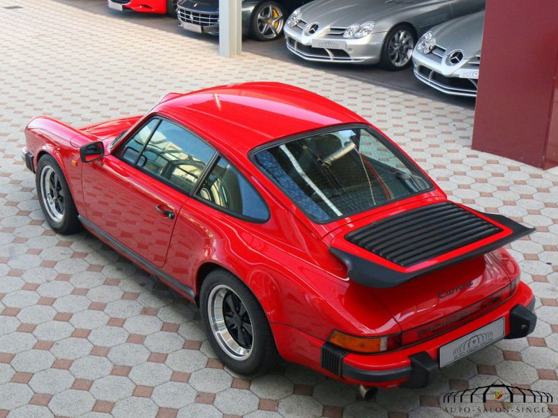 Porsche 911 Carrera 3.2