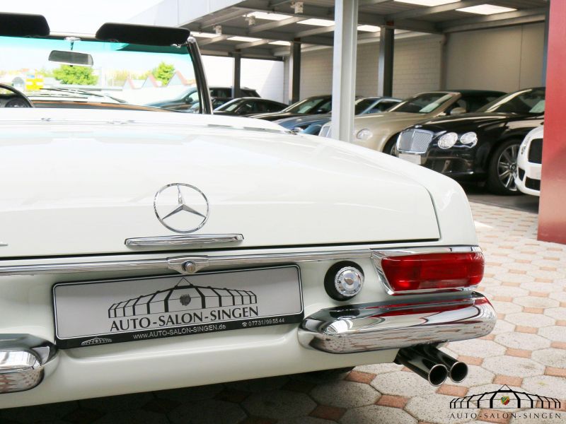 Mercedes-Benz 230 SL Pagode  