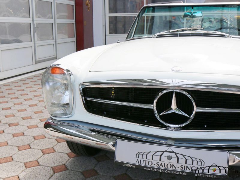 Mercedes-Benz 230 SL Pagode  