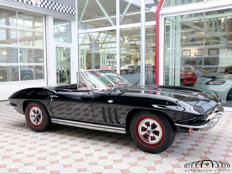 Corvette C2 Sting Ray Cabrio