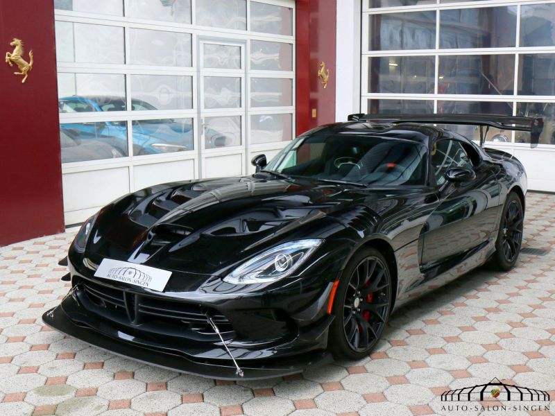 Dodge Viper ACR