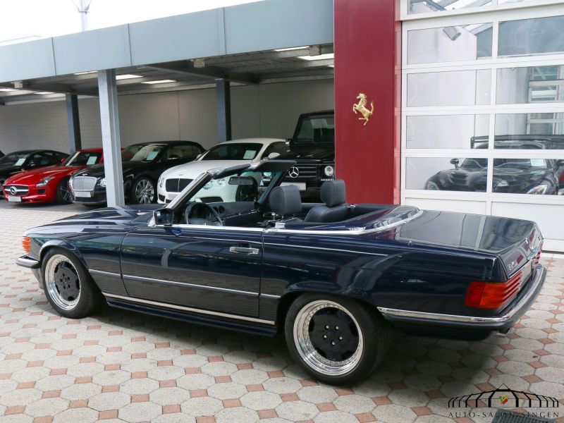 Mercedes-Benz 560 SL 6.0 AMG