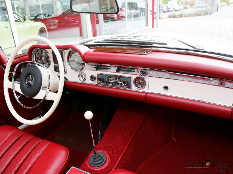 Mercedes-Benz 280 SL Pagode 