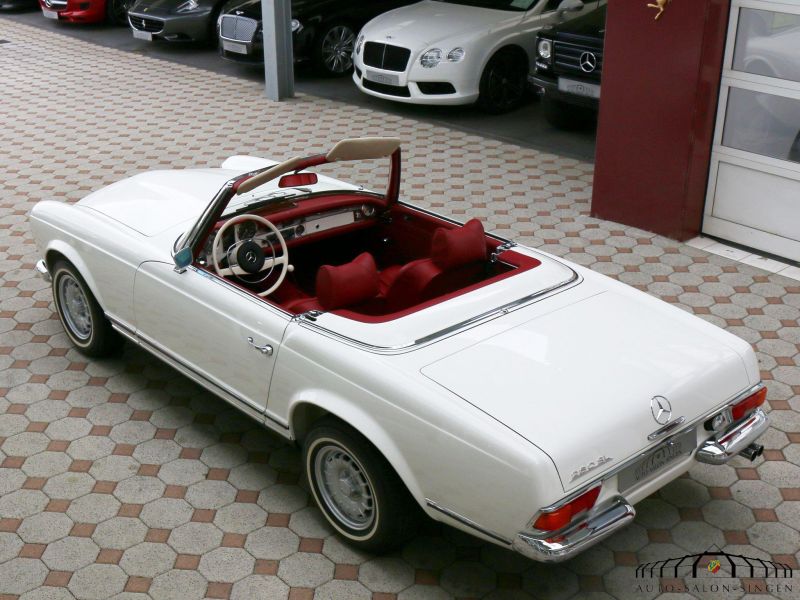 Mercedes-Benz 280 SL Pagode 