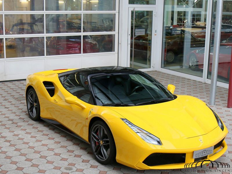 Ferrari 488 Gtb Coupé Auto Salon Singen