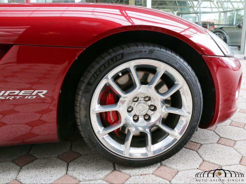 Dodge Viper SRT10