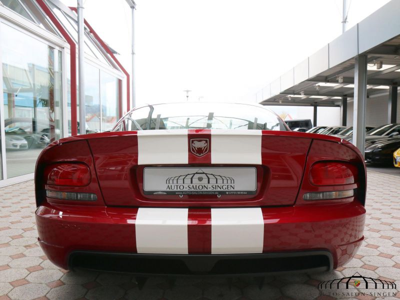 Dodge Viper SRT10