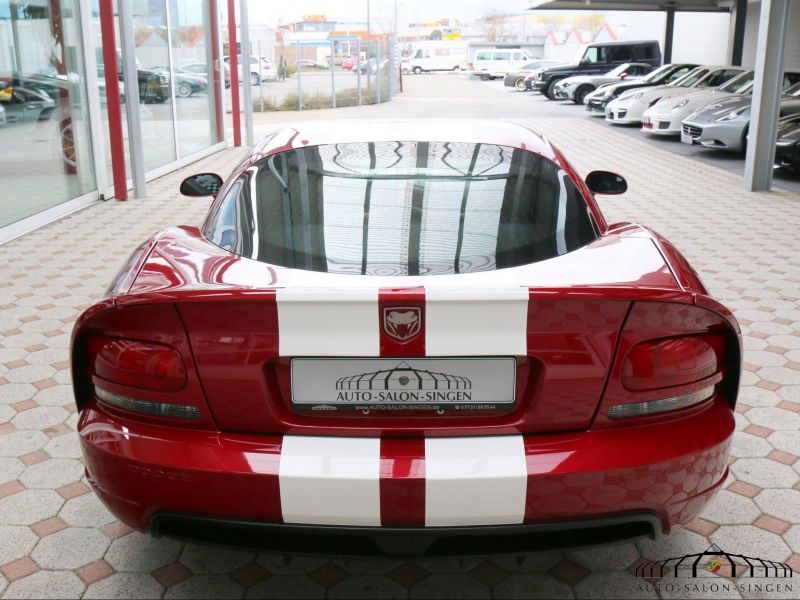 Dodge Viper SRT10