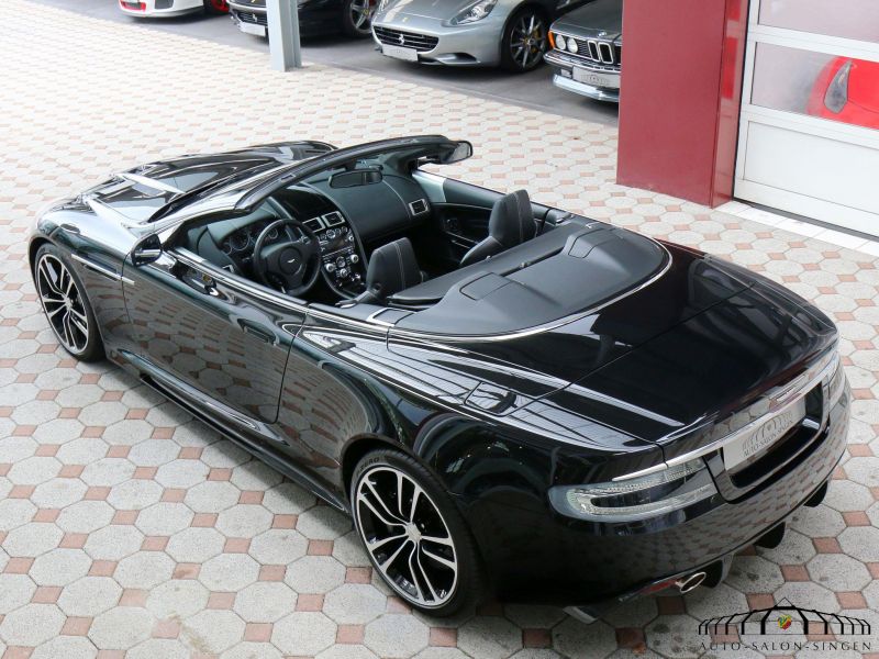 Aston Martin DBS Volante 