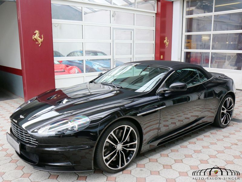 Aston Martin DBS Volante 