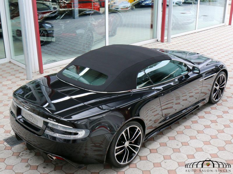 Aston Martin DBS Volante 