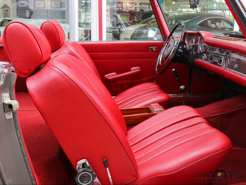 Mercedes-Benz 280 SL Pagode 