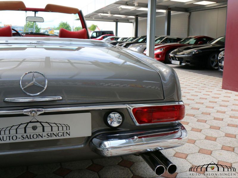 Mercedes-Benz 280 SL Pagode 