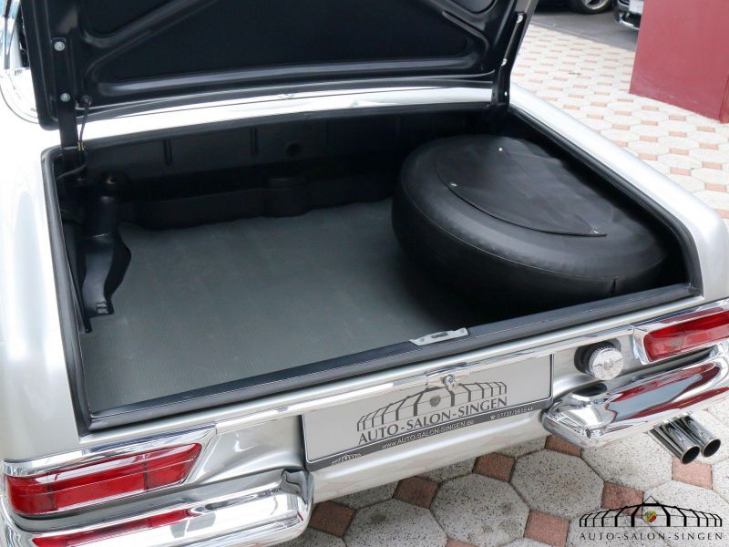 Mercedes-Benz 280 SL Pagode 