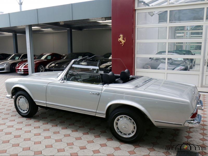 Mercedes-Benz 280 SL Pagode 