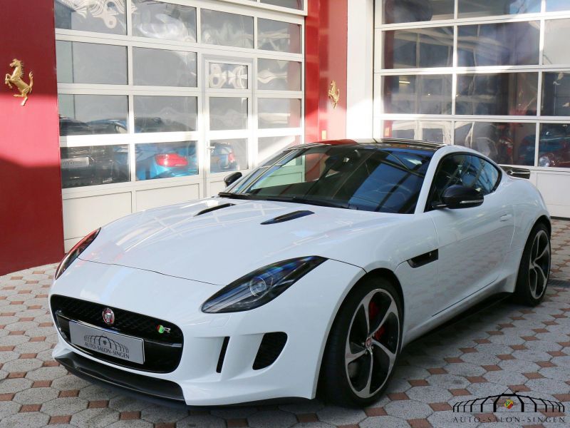 Jaguar F-Type V8 R