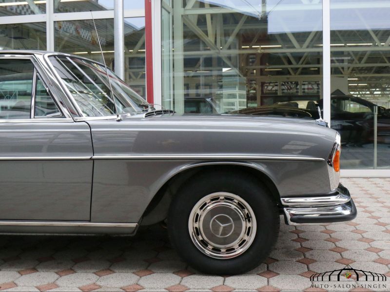 Mercedes-Benz 300 SEL 6.3