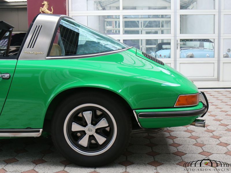 Porsche 911 E Targa 2.4